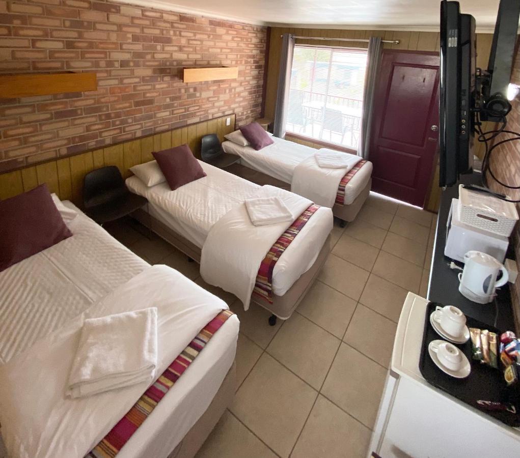 Proserpine Motor Lodge מראה חיצוני תמונה