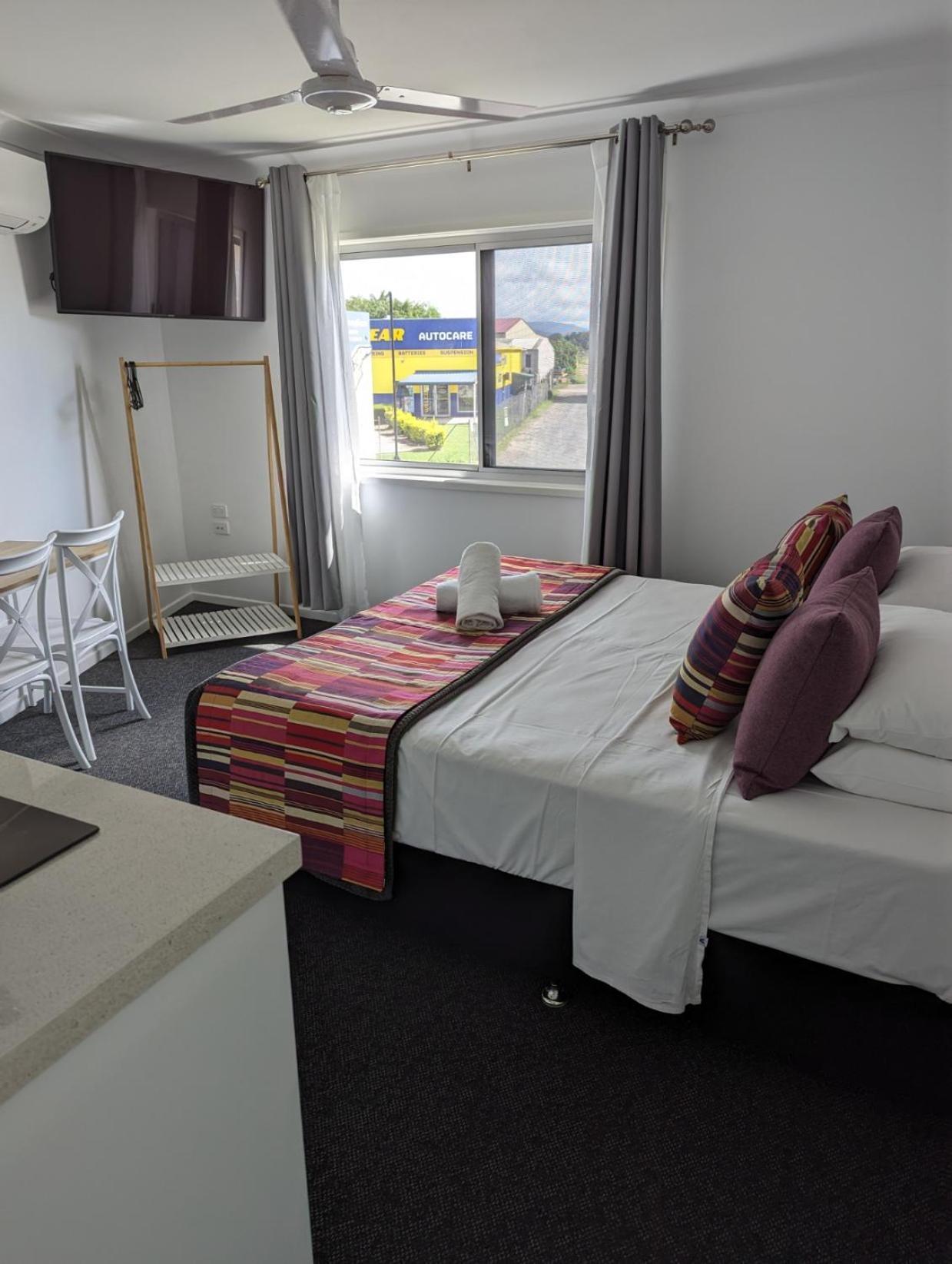 Proserpine Motor Lodge מראה חיצוני תמונה