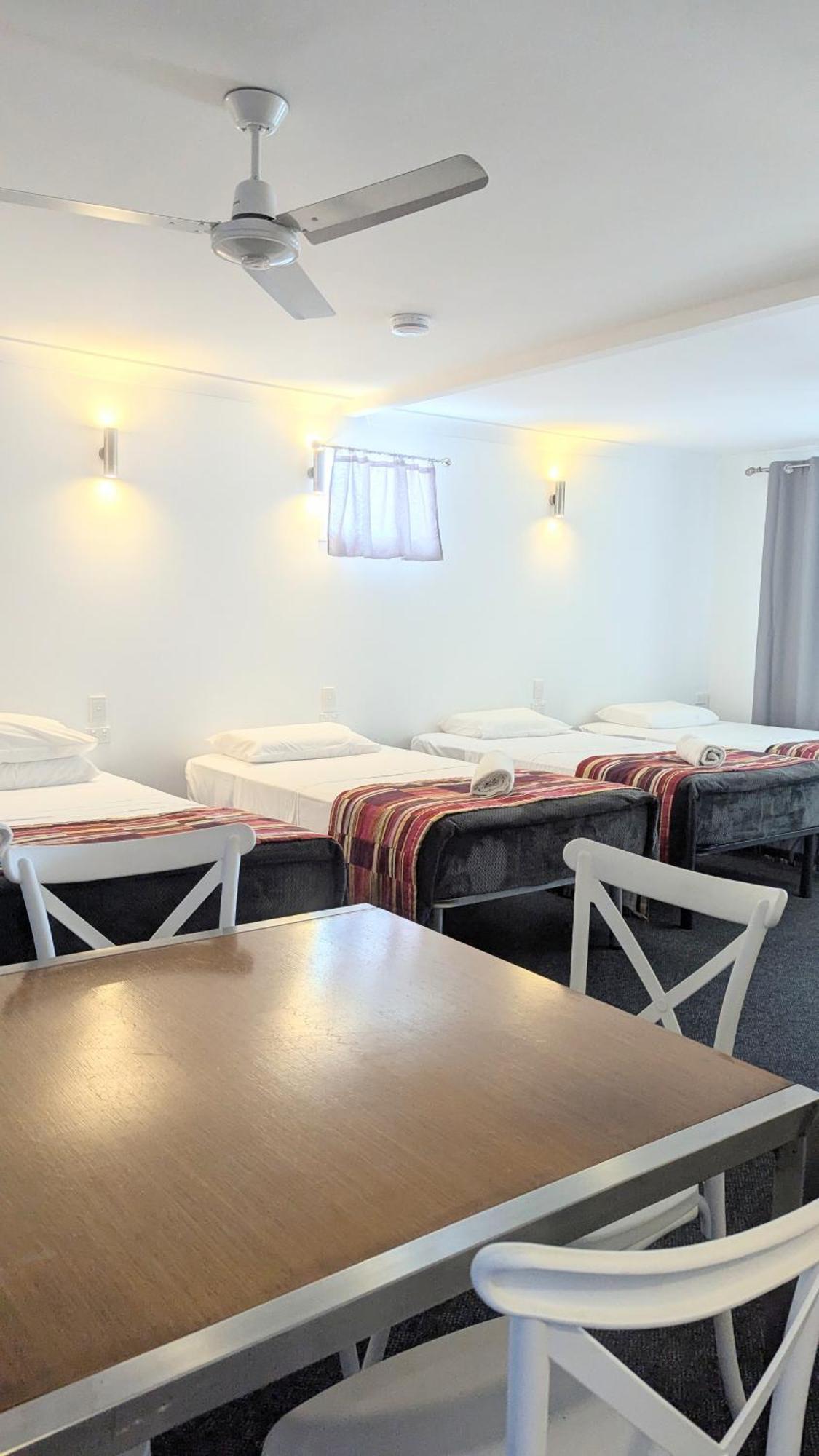 Proserpine Motor Lodge מראה חיצוני תמונה