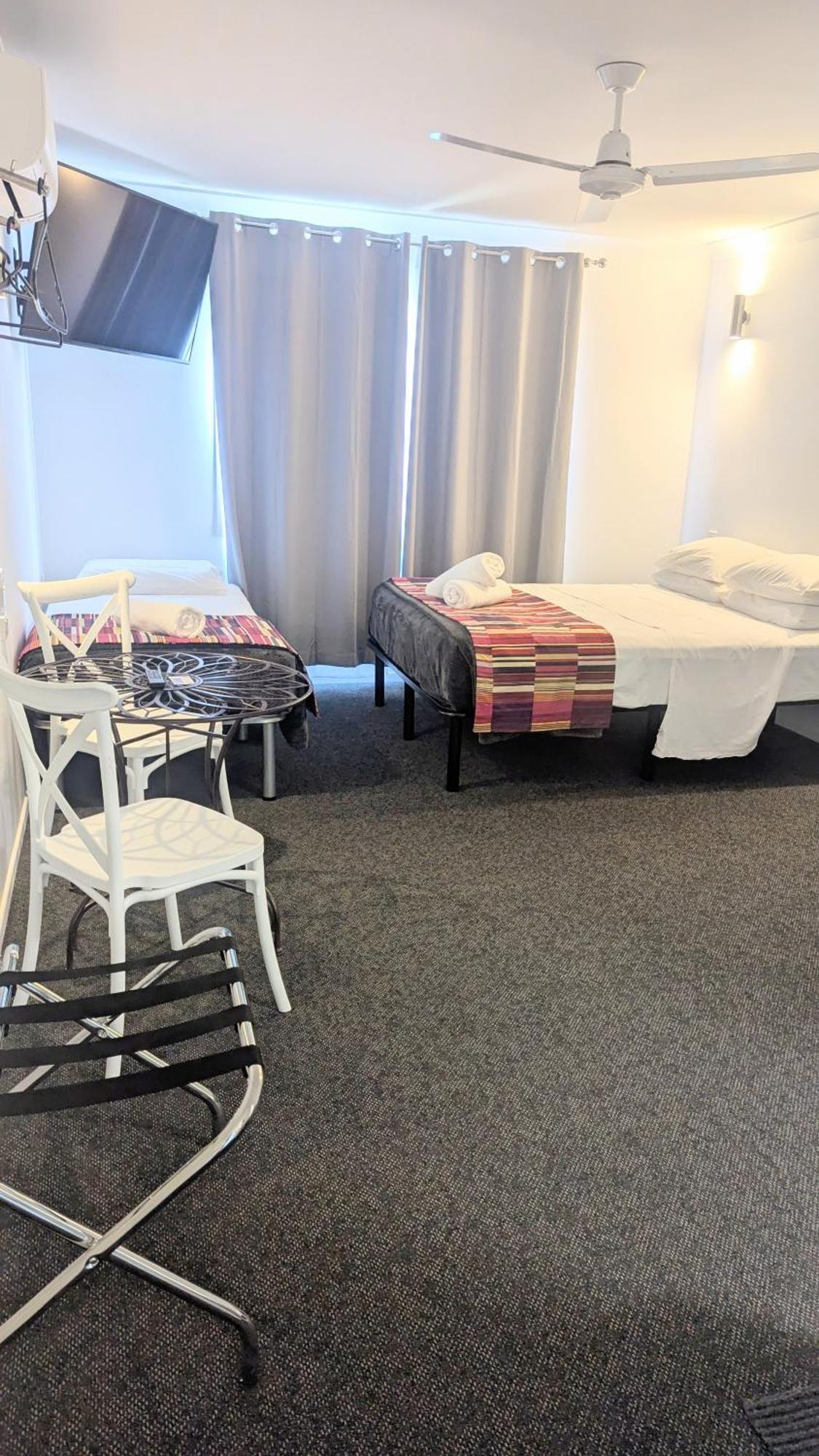 Proserpine Motor Lodge מראה חיצוני תמונה